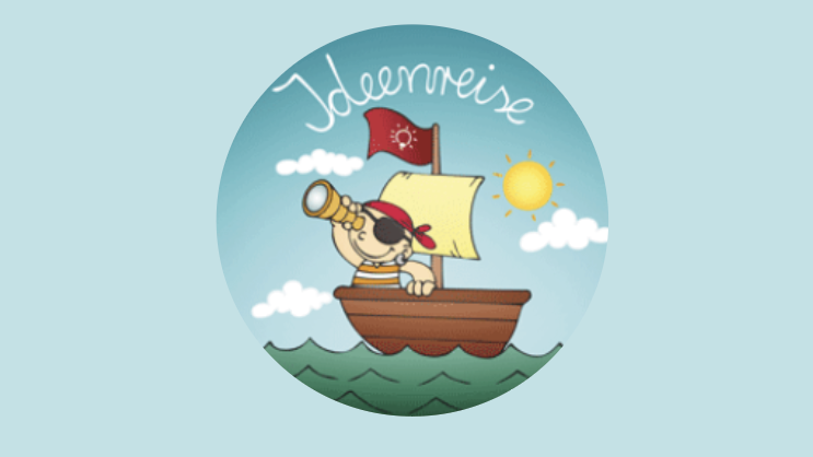 Logo Ideenreise, Comic Piratenkind auf seinem Schiff mit einem Fernglas